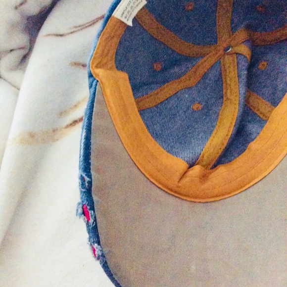 ❤️💋 pre-own Jeans Hat Surround with Beaut Pearl/Diamond for Women - Picture 6 of 6